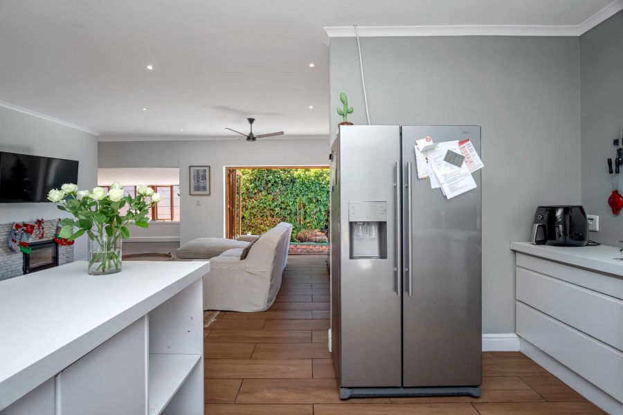 3 Bedroom Property for Sale in Beach Estate Western Cape